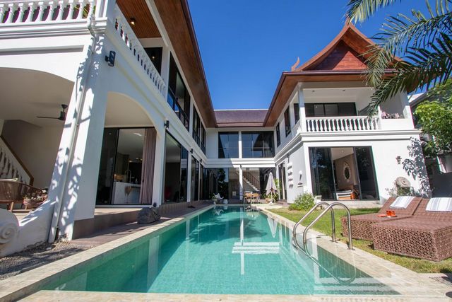 ขายบ้านพูลวิลล่าสุดหรู 23.9 ลบ. 180.6 ตรว.  #โซนดอยสะเก็ด ตกแต่งได้อย่างงดงาม ผสมผสานการออกแบบที่ทันสมัย อย่างมีเอกลักษณ์