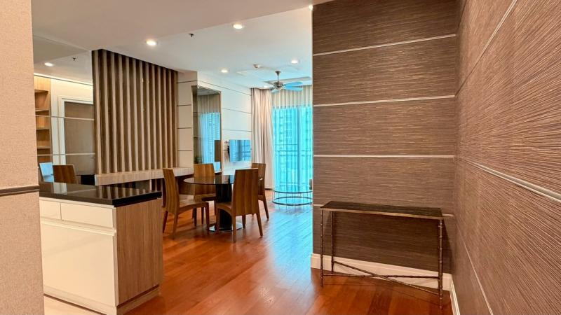 Bright Sukhumvit 24 Spacious Safe Peaceful 12th Floor BTS PhromPhong