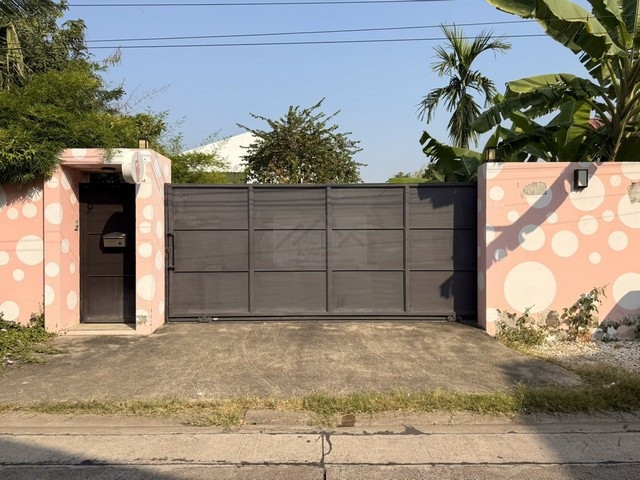 ขายที่ดินพร้อมบ้าน เนื้อที่ 121 ตรว. ทำเลเด่น งามวงศ์วาน ประชาชื่น ตรงข้าม The Mall งามวงศ์วาน