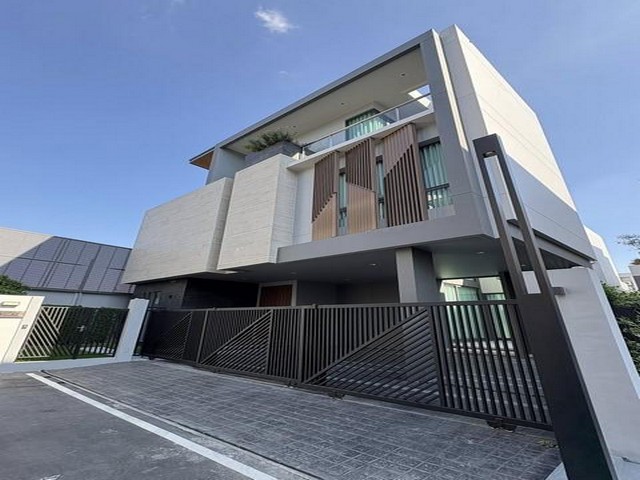 ให้เช่า บ้านเดี่ยว 3 ชั้น โครงการ เดอะ เจนทริ พัฒนาการ 2 ซอยพัฒนาการ32 บ้านใหม่สวยหรูพร้อมเข้าอยู่