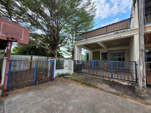 ขาย บ้านแฝด ภูมิรินทร์ สุราษฎร์ธานี ถนนศรีตาปี 2  เมืองสุราษฎร์ธานี