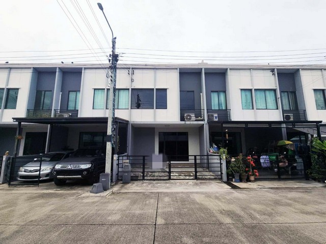 ขายทาวน์เฮ้าส์  หมู่บ้านพลีโน เวสเกต ถนนบ้านกล้วย-ไทรน้อย นนทบุรี
