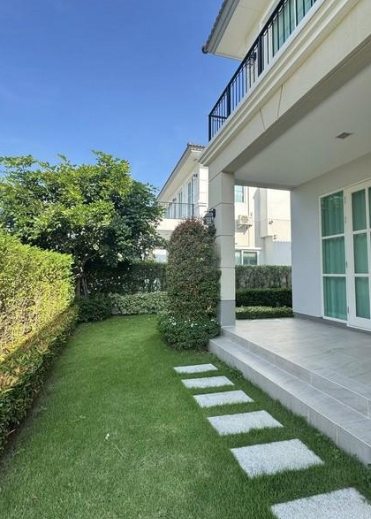 ขายบ้านเดียว 2 ชั้น  ลัดดารมย์ - จตุโชติ 15 สุขาภิบาล 5