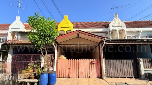 ขายด่วน ทาวน์เฮ้าส์ หมู่บ้าน ดวงกมล ซอยพระยาสุเรนทร์ 35 - คลองสามวา