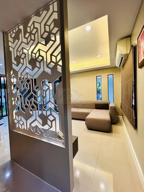 P1986 ให้เช่า ขายบ้านเดี่ยว 2 ชั้นสไตล์รีสอร์ต หมู่บ้านมณียา เลียบทางด่วนรามอินทรา ถนนประดิษฐ์มนูธรรม