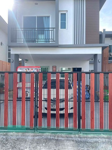 ให้เช่าบ้านเดี่ยว2 ชั้น สภาพบ้านใหม่1ปี พร้อมอยู่ ทิศตะวันออก ถนนหทัยราษฎร์( ไทยรามัญ)  •3ห้องนอน 3ห้องน้ำ •1 ห้องครัว 1 ห้องรับแขก•แอร์จำนวน3เครื่อง•เฟอร์นิเจอร์ ครบ เครื่องใช้ไฟฟ้ามีครบ TV65นิ้ว ,เครื่องซักผ้า ,ตู้เย็น ,ไวโครเวฟ แก๊ส •จอดรถในบ้านได้ 2 คัน •ต่อเติมครัว ถนนหทัยราษฎร์( ไทยรามัญ) แขวงสามวาตะวันตก เขตคลองสามวา จ.กรุงเทพมหานคร10510 สถานที่ใกล้เคียง … แฟชั่�