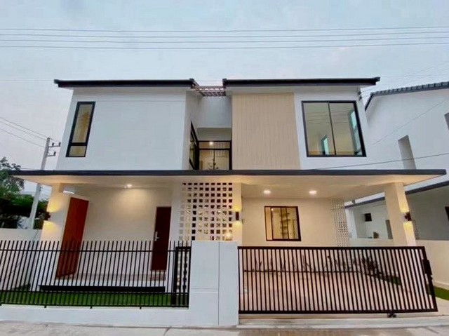 บ้านเดี่ยว 2 ชั้น ทำเลดี อยู่สบาย ฟังก์ชันครบ รับสัตว์เลี้ยง วังตาล