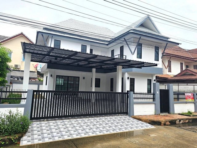 ขายบ้านเดี่ยว 2 ชั้น รีโนเวทใหม่ทั้งหลัง ลำลูกกา คลอง 4 ปทุมธานี