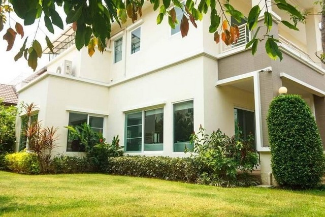 บ้านเดี่ยว 2 ชั้น พื้นที่สวนขนาดใหญ่ วรารมย์เจริญเมือง สันกำแพง