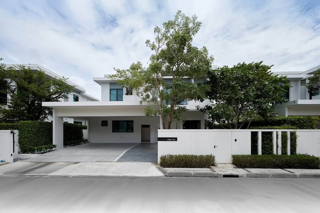 BH3895 ให้เช่าบ้านเดี่ยว หมู่บ้านมัณฑนา กม 15 บ้านหรู Fully Furnished ใกล้ Mega Bangna และสนามบินสุวรรณภูมิ