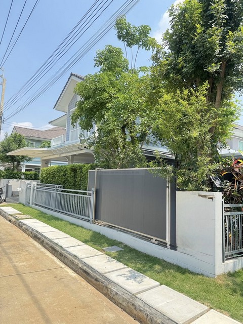 ให้เช่าบ้านเดี่ยว 2 ชั้นหลังมุม 72 ตรว. 4 ห้องนอน หมู่บ้านบุราสิริ ปัญญาอินทรา ใกล้แฟชั่นไอส์แลนด์ พรอมมานาด ซาฟารีเวิลด์ ใกล้ทางด่วนจตุโชติ