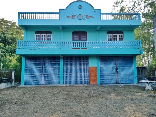 ขายบ้านพักอาศัยตึก 2 ชั้น ถนนหนองสานแตร - เลาขวัญ อ.ดอนเจดีย์ จ.สุพรรณบุรี