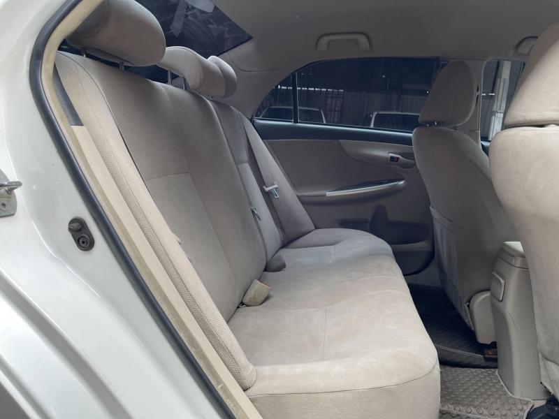 ขาย TOYOTA YARIS ATIV 1.2 E ปี2011 เกียร์AT สีขาว ไมล์10000กม กรุงเทพ