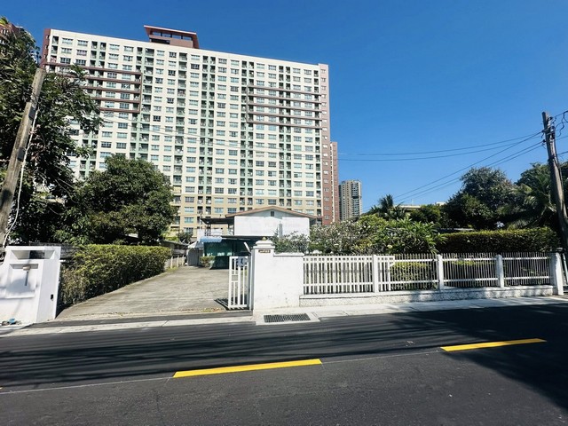 ให้เช่าบ้านพร้อมโกดัง 200 ตรว. พหลโยธิน30 ตรงข้ามเมเจอร์รัชโยธิน ใกล้รถไฟฟ้ารัชโยธิน 250 เมตร เหมาะทำออฟฟิศ คาเฟ่ ร้านอาหาร คลินิค 