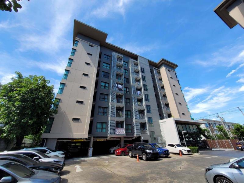     ขาย บ้านเดี่ยว/ทาวน์เฮ้าส์/คอนโด โครงการ  ขาย คอนโด เอสเพน คอนโด เฟส เอ    ถนน ลาซาล แขวง บางนา เขต บางนา กรุงเทพมหานคร  ราคาโปรโมชั่น  1,985,000    บาท    ลดจาก  2,477,000    บาท ราคาโปรโมชั่นตั้งแต่วันที่  2 มีนาคม - 31 พฤษภาคม 2569  รายละเอียดทรัพย์ -   พื้นที่ใช้สอย 34.63 ตร.ม. -  บ้านหันไปทางทิศ  ตะวันตก  พิกัดทรัพย์ : https://maps.app.goo.gl/DpUT82HxN9SyCkiV7  สถานที่ใกล้เคียง   - โรงพยาบาลศิครินทร์0.60 กม.  - บิ๊กซีซูเปอร์เซ็น�