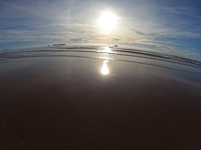 ขายที่ดินใกล้หาดบางเบิด หน้าแปลงที่ดินติดถนนทางหลวง ใกล้หาดบางเบิด 1 กม.++ ขนาดที่ดิน 50-1-18 ไร่ โฉนดครุฑแดง พร้อมโอน ค่าโอน คนล่ะครึ่ง ++ ขายราคาไร่ล่ะ 8 แสน -1.5 ลบ.ด้านหน้าติดถนนทางหลวงหมายเลข 1015 พิกัด: ใกล้หาดบางเบิด ต.ทรายทอง อ.บางสะพานน้อย จ.ประจวบฯสถานะที่ดิน:++ ภายในที่ดินเป็นสวนทุเรียนที่เก็บผลผลิตได้แล้วจำนวน 300 ต้นเก็บผลผลิตขายได้ 7-8 แสนต่อปี++ ทุเรียนอายุ 3 ปี �