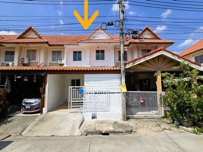 รีโนเวทใหม่ทั้งหลัง! ในราคาคุ้มค่า!! ขายทาวน์เฮ้าส์ 2 ชั้น 19 ตร.ว. หมู่บ้าน พฤกษา 41 กันตนา ถนนเมนหมู่บ้าน ซอย กันตนา บ้านใหม่ บางใหญ่ นนทบุรี.TPI-2874.ที่อยู่:  หมู่บ้านพฤกษา 41 กันตนา ตำบล บ้านใหม่  อำเภอ บางใหญ่  จังหวัด นนทบุรีhttps://maps.app.goo.gl/dhayam1YXmg1Nn19A.รายละเอียด  - เนื้อที่ 19.4 ตรว. - พื้นที่ใช้สอยประมาณ 120 ตร.ม.- 4 ห้องนอน 2 ห้องน้ำ รีโนเวทใหม่ทั้งหลัง เดินไฟใหม่ ทาสี ทำกระเบื้อง ทำห้องน้ำ 