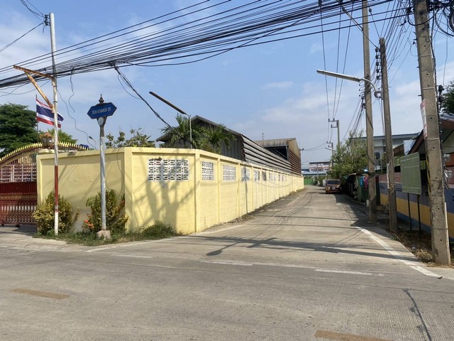 ขายโรงงานผังสีม่วง นวลทอง31โรงงานผังสีม่วงสวนหลวง กระทุ่มแบนต.สวนหลวง อ.กระทุ่มแบน จ.สมุทรสาครเนื้อที่ 3 ไร่ 2 งาน 74 ตร.วผังเมืองสีม่วงขาย 28 ล้านแหล่งอุตสาหกรรมมีใบ รง.4ติดถนนกว้าง 14 เมตรรถเทรลเลอร์เข้า-ออกได้ออฟฟิศ 1 ชั้นห้องปั่นผ้า พื้นที่ 1500 ตรม.โกดัง 500 ตร.บ้านพักคนงาน 8 ห้องสอบถามคุณปุ้ยTel : 062-5566954 (คุณปุ้ย) | Line ID : 0616649897