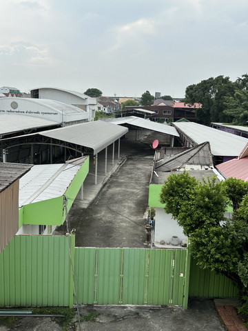 ให้เช่าที่ดินมีออฟฟิศ/โรงจอดรถ เหมาะทำที่จอดรถหรือโกดังเก็บของ อยู่ใกล้สนามบินดอนเมืองเนื้อที่ 1 ไร่ ตั้งอยู่เลขที่ 49 ถนนพหลโยธิน แขวงสนามบิน เขตดอนเมือง กรุงเทพฯ ติดถนนพหลโยธินราคาเช่า 40,000 บาท/เดือนสัญญาขั้นต่ำ 1 ปีแรกเข้าประกัน2 เดือน +ล่วงหน้า1เดือนขาย 55,000,000 บาท  ค่าโอนคนละครึ่งสนใจสอบถามข้อมูล และนัดดูMobile : 099-096-4478 , 0882619655Line ID :@Goodassets (มี@)คลิกแอดไลน์ที่ลิ้งค์ >> https://lin.