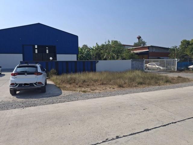 ให้เช่าโกดังstand alone 800 ตร.ม.มีเครน3ตันย่านปทุมธานีลำลูกกาคลอง11ราคาเช่า 65,000 บาท / เดือนที่ตั้ง ถนนลำลูกกาคลอง 11 ตำบลบึงทองหลาง อำเภอลำลูกกา ปทุมธานี 12150ติดต่อ : คุณภัสพงณ์ 0634098164Line : binkem22https://www.facebook.com/profile.php?id=61581484955548พื้นที่ใช้สอย 800 ตารางเมตรมีเครนยกของ ขนาด 3 ตัน รั้วรอบขอบชิดราคาเช่า 65,000 บาท / เดือนที่ตั้ง ถนนลำลูกกาคลอง 11 ตำบลบึงทองหลาง อำเภอลำลูกกา ปทุมธานี 12150ติดต่อ : คุณภัสพงณ์ 0634098164Li