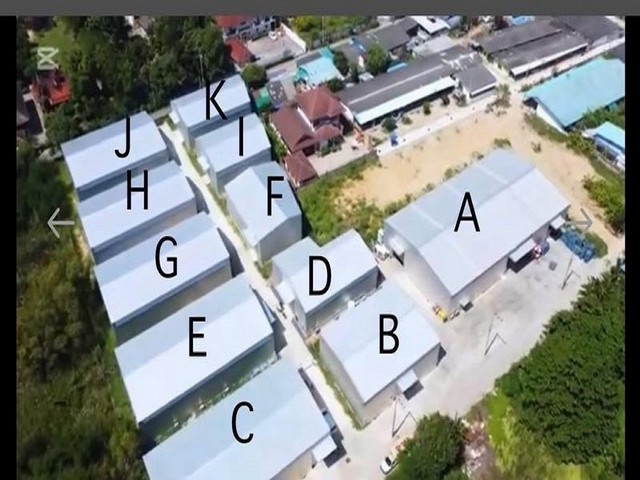 TEL:088-559 5199 คุณเอLine:https://line.me/ti/p/C0eGe0whLXให้เช่า โกดังสำเร็จรูป บางละมุง ซ.14เดินทางสดวก ติดถนนสุขุมวิท โกดังสร้างเสร็จสมบูรณ์ พร้อมให้ลูกค้าเข้าชมแล้ววันนี้โกดังสร้างใหม่ พื้นที่รวมกว่า 5,000 ตรม.ราคาค่าเช่า เริ่มต้น  150 บาท/ตรม.45,000 - 135,000 / เดือนพื้นที่โกดัง ขนาด 300-900 ตรม. จุดเด่นของโกดัง- โกดังทำเลดี ติดถนนสุขุมวิท - โกดังเข้าออกสะดวก  รถเทลเลอร์ เข้าออกได้- โกดังใกล้ มอเตอร์เวย์ , ใก�