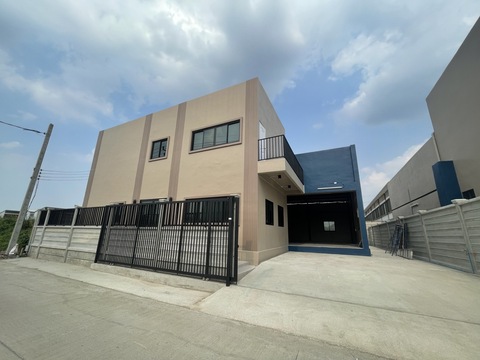 Sub1497ให้เช่าโกดัง-โรงงานให้เช่า บางใหญ่ นนทบุรี(ซอยปิ่นบังอร) 380 ตารางเมตร-ถนนคลองถนน บางใหญ่ นนทบุรี(ซอยปิ่นบังอร)New warehouse for rent (380 sqm), Khongthanon Road, Bangyai District, Nonthaburi)-เข้าจากถนนกาญจนาภิเษกเพียง 2.5 กิโลเมตร ใกล้บิ๊กซี, บิ๊งคิงส์, โรงเรียนกสิธรเซนต์ปีเตอร์, เซ็นทรัลเวสเกต  ทำเลดี ลูกค้าเข้าถึงง่าย-เนื้อที่ 100 ตารางวา พื้นที่โกดังและพื้นที่ใช้สอยรวม 380 ตารางเมตร-มีห้องพักชั้นสอง 1 ห้อง ออ