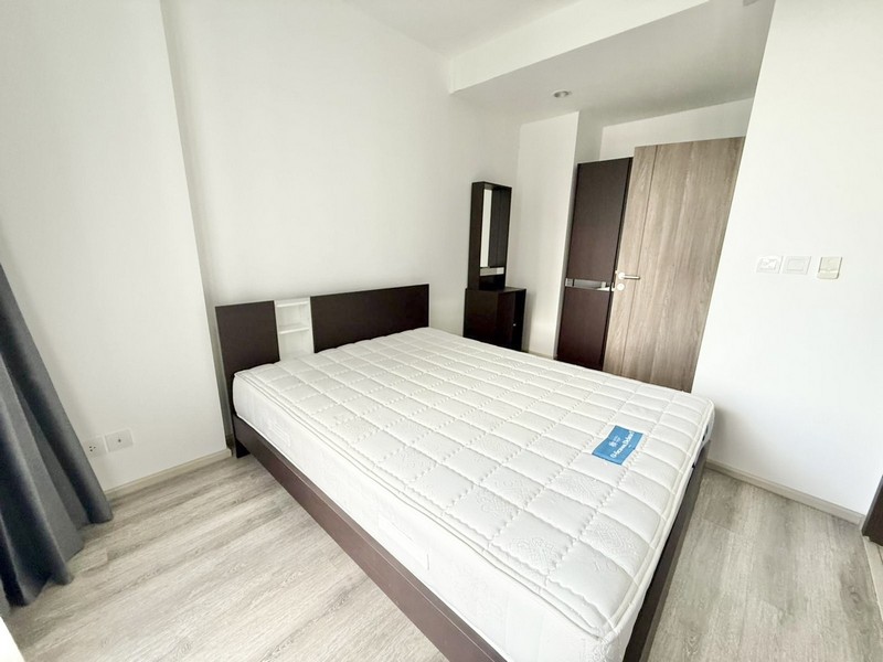 For Rent Ideo Mobi Asoke 1bed 1bath 28th Floor 35 sqm Fully Furnished and closed to MRT Petchburi::details::- Area 35 sqm.- 1 bedroom 1 bathroom- 28th Floor- Fully Furnished- closed to MRT PetchburiRental Rate : 18,500 bath/month::Nearby places::- Singha Complex- Fortune Town- Central Rama 9- Interchange 21- Terminal 21- Robinson- Emquartier- Central Embassy- Emporium- Central Chidlom- Srinakharinwirot University- Wattana Wittayalai School- Wattana Christian Church- Bumrungrad Hospital********************************สนใจติดต่อ : BTL ESTATE AGENTS 0657095999Line : https://lin.ee/aeKXSB3LINE ID : @379zvtrkTel./Whatsapp : +66-65-709-5999, +66-81-456-1326Email : btlestateagents@gmail.com