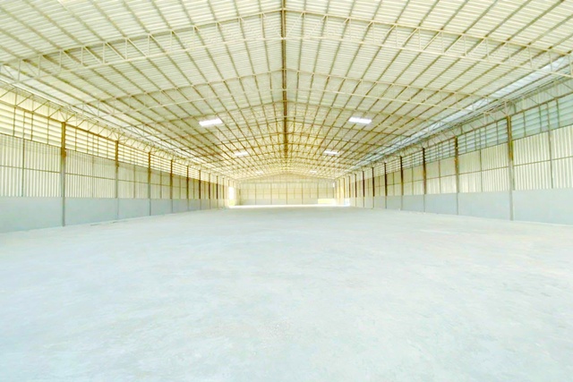 ใกล้รร.วัดบางน้ำจืด 1.7 กม. ให้เช่าโกดัง  2,000-8,000 ตร.ม.  ใกล้ตลาดโพธิ์แจ้ 3.1 กม. แสมดำ 2.19กม. โรงงาน โกดัง คลังสินค้า ให้เช่า 179,999B-M-799,999B-M 1 นอน 1 น้ำ เหมาะทำโรงงาน หรือคลังสินค้า พื้นที่กว้าง รถใหญ่เข้าออกสะดวก อยู่แถวเลียบคลองบางน้ำจืด ทำเลอุตสาหกรรมสำคัญของสมุทรสาคร เดินทางสะดวก เชื่อมถนหลักหลายเส้นทางLocated along BangNamChue Canal  Factory warehouse storage space for rent PhoChae Market.3.1 km Samaedam 2.19km. 179,999B-M-799,999B-M1 bed 1 bath near WatBangNamChue School 1.7 km. Area 2000-8,0