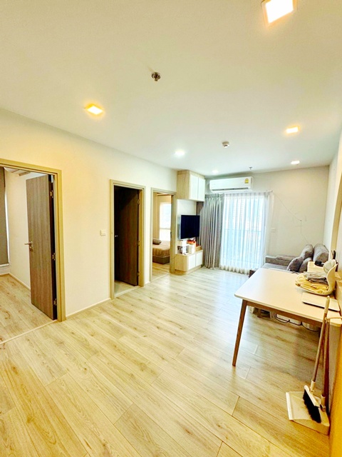 ลาดพร้าว1 MRT พหลโยธิน 280 ม. คอนโด 2นอน 1น้ำ ใกล้  ยูเนี่ยน มอลล์ โครงการ เมทริส ลาดพร้าว ขนาด 47ตร.ม. 34,999 B-M ห้องแบบ Double Access ชั้น 11-20 เลี้ยงสัตว์ได้ พร้อมเฟอร์ฯ และเครื่องใช้ไฟฟ้าครบ ทำเลใจกลางลาดพร้าว ใกล้แหล่งไลฟ์สไตล์ เซ็นทรัล ลาดพร้าว 1.0 กม. และรถไฟฟ้า เดินทางสะดวกLatPhrao1 near MRT Phahonyothin 280m. 2bed 1bath condo and Union Mall Metris Ladprao project 47sq.m. 34,999 THB/month Double Access unit on floors 11-20 Pets allowed Fully furnished with appliances Prime location in Ladprao close to lifestyle hubs Central Ladprao 1.0 km. and BTS convenient transportatio