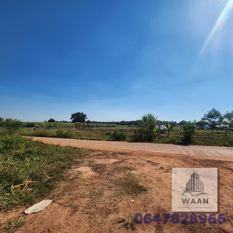 ด่วน ขายที่ดินแปลงใหญ่พื้นที่สีม่วง  ติดถนนลาดยางหน้ากว้างมาก เขื่อนอุบลรัตน์ ขอนแก่น เหมาะสร้างโรงงาน โกดัง จัดสรร หรือโครงการ รหัส WANS6903ขายไร่ละ 780,000 บาทเนื้อที่ดิน  120 ไร่ 2งาน 95 ตารางวาคุณวรรณ   :   064-782-8966   (AG)ID line  :   wan42879  https://line.me/ti/p/qbnaHZKGUkมีโฉนด   3  แปลง -ที่ดินแปลงใหญ่  ผังสีม่วง  -หน้าติดถนนกว้าง 325 เมตร -ยาว450 เมตร  -ช่วงกลางหน้ากว้าง 500 เมตร -ติดถนนลาดยาง   ถนนหน้าแปลงเป็นคอนกรีต-ติ�