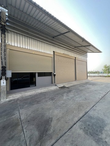 RK0883 ให้เช่าโกดัง 200 ตารางเมตร รองรับน้ำหนัก 2 ตัน/ตร.ม.  ซอยประชาอุทิศ 90 สมุทรปราการโกดัง  ซอยประชาอุทิศ 90 สมุทรปราการตำบล บ้านคลองสวน อำเภอพระสมุทรเจดีย์ สมุทรปราการ 10290-พื้นที่ใช้สอย พื้นที่โกดัง 200 ตร.ม.รองรับน้ำหนัก 2 ตัน/ตร.ม.-สำนักงาน 20 ตร.ม.-ห้องน้ำส่วน 5 ตร.ม.ไฟฟ้า  30 แอมป์ ( 3 เฟส 4 สาย )ถนนกว้าง 9 เมตร ราคาเช่า 35,000 / เดือน มัดจำ 3 ล่วงหน้า 1Warehouse for rent, Soi Pracha Uthit 90, Samut Prakan.Ban Khlong Suan Subdistrict, Phra Samut Chedi Distr