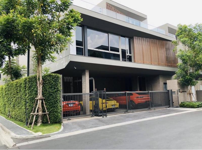 HS 1841  ขายบ้านเดี่ยวหรู 3 ชั้นหลังมุม 450 ตรม. โครงการ ARTALE พัฒนาการ-ทองหล่อ ซอยพัฒนาการ 20 