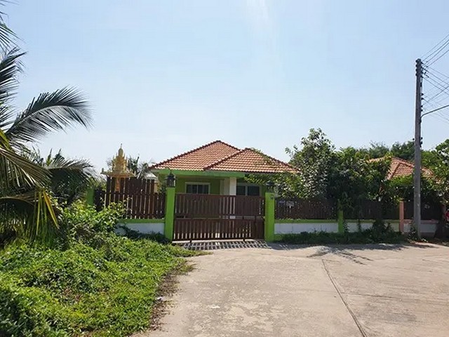 บ้านเช่า  บ้านเช่าพัทยา  ซอยสยามคันทรี่คลับ  หนองปรือ บางละมุง ชลบุรี