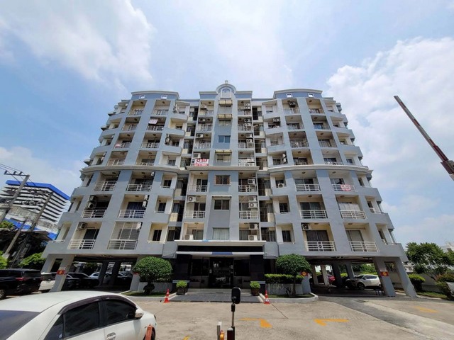   ขาย บ้านเดี่ยว/ทาวน์เฮ้าส์/คอนโด โครงการ อัสสกาญจน์เพลส ลาดพร้าวถนน ลาดพร้าว แขวง วังทองหลาง เขต บางกะปิ จังหวัด กรุงเทพมหานคร  ราคาโปรโมชั่น    1,356,000  บาท    ลดจาก  1,763,000    บาท ราคาโปรโมชั่นตั้งแต่วันที่  2 มีนาคม - 31 พฤษภาคม 2569  รายละเอียดทรัพย์ - พื้นที่ใช้สอย 31.49 ตร.ม.  พิกัดทรัพย์ : https://maps.app.goo.gl/YHqXZzFVqZEuYmti9  สถานที่ใกล้เคียง   -  โรงพยาบาลลาดพร้าว 1.20 กม. -  บิ๊กซี ซูเปอร์เซ็นเตอร์ ลาดพร้าว