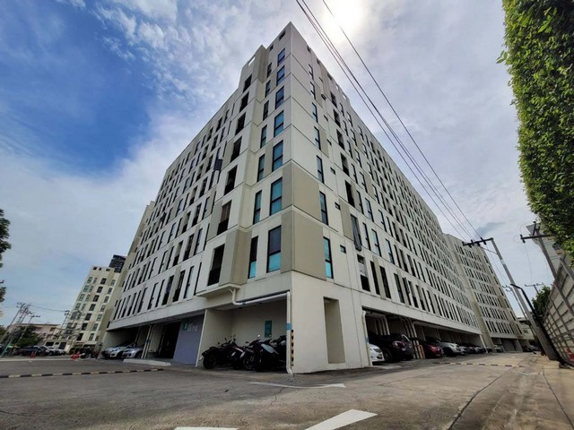   ขาย บ้านเดี่ยว/ทาวน์เฮ้าส์/คอนโด โครงการ  ยูนิโอ สุขุมวิท 72 เฟส 2ถนน สุขุมวิท ตำบล สำโรงเหนือ อำเภอ เมืองสมุทรปราการ จังหวัด สมุทรปราการ  ราคาโปรโมชั่น   1,359,000   บาท    ลดจาก    1,540,000  บาท ราคาโปรโมชั่นตั้งแต่วันที่  2 มีนาคม - 31 พฤษภาคม 2569  รายละเอียดทรัพย์ - พื้นที่ใช้สอย 22.68 ตร.ม.  พิกัดทรัพย์ : https://maps.app.goo.gl/pUmNjgr7Lw2Shuig7  สถานที่ใกล้เคียง   -  สถานีรถไฟฟ้า BTS แบริ่ง 1.10 กม. -  อิมพีเรียลเวิลด์สำโรง 2