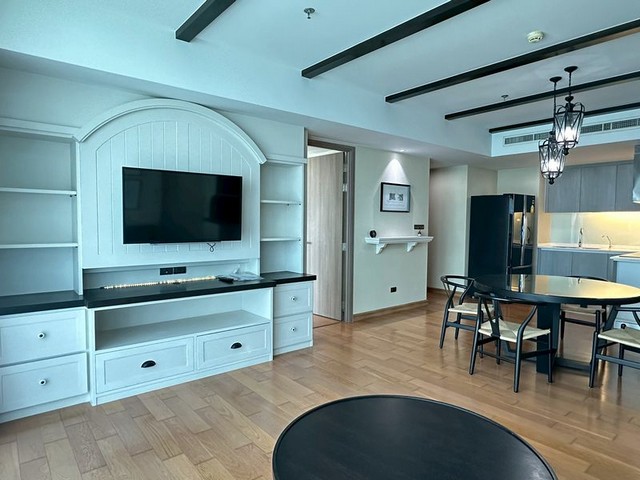 TEL:088-559 5199 คุณเอLine:https://line.me/ti/p/C0eGe0whLXให้เช่า Marina Bayfront Srirachaคอนโดหรูใจกลางศรีราชา ทำเลดีค่าเช่า: 48,000 บาท/เดือน (ต่อรองได้)มัดจำ 2 เดือน - ล่วงหน้า 1 เดือนชั้น 25 วิวทะเลสวยมากขนาด 87 ตร.ม.2 ห้องนอน 2 ห้องน้ำเฟอร์นิเจอร์บิวท์อินครบ + เครื่องใช้ไฟฟ้าครบเซ็ตพร้อมเข้าอยู่ทันที!สิ่งอำนวยความสะดวกในโครงการ- ฟิตเนส- สระว่ายน้ำ- จุดชมวิว ชั้น 28- ระบบรักษาความปลอดภัย 24 ชมT : A4