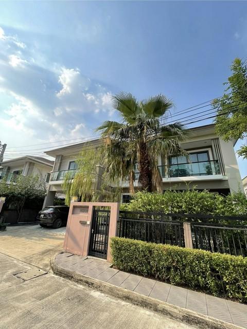 ขายบ้านเดี่ยว 2 ชั้น โครงการ เดอะ ปาล์ม พัฒนาการ 38 ดีไซน์โมเดิร์นพรีเมียม ใกล้ทางด่วนราคาขาย 33,000,000 บาทราคาเช่า 150,000 บาท / เดือน ( สัญญาขั้นต่ำ 1 ปี ประกัน 2 เดือน ล่วงหน้า 1 เดือน )ที่ตั้ง ถนนพัฒนาการ ซอยพัฒนาการ 38 แขวงสวนหลวง เขตสวนหลวง กรุงเทพมหานครติดต่อ : คุณภัสพงณ์ 0634098164Line : binkem22https://www.facebook.com/profile.php?id=61581484955548เนื้อที่ 80 ตารางวา พื้นที่ใช้สอย 280 ตารางเมตร จำนวน 2 ชั้น 4 ห้องนอน 4 ห้องน้ำ จ�