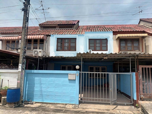 ใหญ่ที่สุด เลียบคลองฝั่งเหนือ 12 หนองแขม ตลาดสดคลองขวาง 1.2 กม. 20 ตรว. ให้เช่า-ขาย ทาวน์โฮมใหญ่มาก 2 ชั้น 2 นอน 2 น้ำ 5,499 B-M ถูกที่สุดในฝั่งธนบุรี ใกล้MRT หลักสอง 1.7 กม. 160 ตรม.ขาย 1.39 ลบ.ทำเลย่านเเอกชัย บางบอน ต่อเติมหน้าหลังแล้ว เงียบสงบ ปลอดภัย เหมาะกับอยู่อาศัยโฮมออฟฟิศ ใกล้แหล่งชุมชน ตลาดสดคลองขวาง 1.2 กม.เดินทางสะดวก the largest size For Rent or Sale very large 2 storey townhome KhlongKhwang Market 1.2km. 20 sq.wa BangBon along KhlongNuea12 2 bed 2 bath rent 5,499 B-M cheape