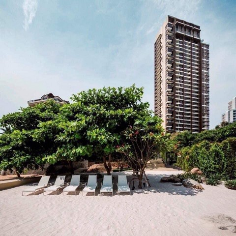 AOM 2623ขาย-เช่า คอนโดติดทะเล – บ้านปลายหาด วงศ์อมาตย์ ห้องคอนโด 2 ห้องนอน / 2 ห้องน้ำ ขนาด 73 ตร.ม. วิวทะเล + วิวปราสาทสัจธรรม พร้อมเฟอร์นิเจอร์ครบ ชั้นสูง วิวสวย พร้อมเข้าอยู่ได้ทันที ปล่อยเช่า 42,000 บาท ราคาขาย: 8,900,000 บาท โควตาต่างชาติ ค่าโอน 50/50 ห้องหัวมุม ชั้น 9 เฟอร์นิเจอร์ครบ: โซฟาเบด เครื่องซักผ้า ตู้เย็น ฯลฯ วิวทะเล + พระอาทิตย์ตกดินสุด ทำเลทอง วงศ์อมาตย์ (นาเกลือ) ห่างจาก 