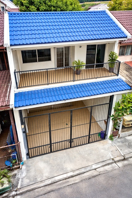 ตลาดประชานิเวศน์ 900 ม.  ศูนย์ราชการนนทบุรี 2.14กม . ท่าทราย ทาวน์เฮ้าส์ 2 ชั้น 2 นอน 2 น้ำ  รร.เบญจมราชานุสรณ์ 750 ม. 22 ตร.ว. 176 ตร.ม. 8,499 B-M. ทาวน์เฮ้าส์ทำเลงามวงศ์วาน เดินทางสะดวก เข้าออกได้หลายเส้นทาง เหมาะอยู่อาศัย ใกล้แหล่งชุมชน พร้อมสิ่งอำนวยความสะดวกครบครันPrachaniwet Market 900 m. Nonthaburi Government Center, 2.14 km. Two story townhouse 2 bed 2 bath quiet atmosphere 750 m. from Benjamarachanuson School 22 sq.wa. 176 sq.m. rent 8,499 B-M prime location on Ngamwongwan Road convenient transportation access from multiple routes suitable for living close to community ameni