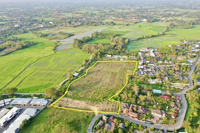 # ขายที่ดิน. 15 ไร่ 2 งาน.74  ตรว.**ขาย ตรว.ละ 5,500#ต.สันนาเม็ง อ.สันทราย      จ.เชียงใหม่สถานที่ใกล้เคียง-เซนทรัลเฟสติวัล 15นาที-สถานีตำรวจสันทราย 2นาที-ที่ว่าการอำเภอสันทราย 2นาที-โลตัสสันทราย 3นาที-โรงพยาบาลกรุงเทพ 15นาที-Meta mall 5นาที-ตลาดป่าเหมือด7นาทีขาย  34  ล้าน  โอนคนครึ่งสอบถาม  โทร / line 0828952449. กิต