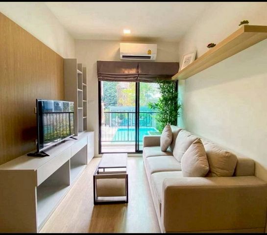 ดีลคุ้ม 3.59 ล้าน The #Next Condo 47.89 ตรม. 2 นอน 2 น้ำ #วิวสระว่ายน้ำ บรรยากาศดี ใกล้ #เมญ่า เพียงไม่กี่นาที ทำเลทอง ใจกลางนิมมาน เหมาะอยู่เองหรือปล่อยเช่ารายละเอียดห้องชั้น 2ขนาด 47.89 ตารางเมตร2 ห้องนอน 2 ห้องน้ำ1 ห้องนั่งเล่น 1 ห้องครัวเฟอร์นิเจอร์ + เครื่องใช้ไฟฟ้าครบ พร้อมเข้าอยู่ทำเลใกล้ถนนนิมมานเหมินท์ เพียง ~1.5 กม.ใจกลางเมืองเชียงใหม่ เดินทางสะดวกราคาพิเศษ 3,590,000 บาทค่าโอนและ�