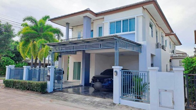 TEL : 092-288 9359 คุณดนิตาLine : https://line.me/ti/p/yxo92dHWP1รายละเอียด : บ้านหลังมุม มีความเป็นส่วนตัวรีโนเวทใหม่ สภาพดีมาก พร้อมเข้าอยู่เฟอร์นิเจอร์ครบ + เครื่องใช้ไฟฟ้าครบชุดโครงการน่าอยู่ เงียบสงบ ใกล้แหล่งงาน นิคมอุตสาหกรรมขนาดที่ดิน 60 ตร.วาพื้นที่ใช้สอยกว้างขวาง3 ห้องนอน | 3 ห้องน้ำ1 ห้องครัวบิวท์อิน (เตาแก๊ส + เครื่องดูดควัน)2 ที่จอดรถในบ้านแอร์ 4 เครื่อง, เครื่องทำน้ำอุ่น 2ตู้เย็น, ผ้