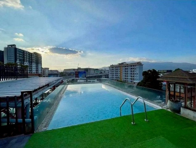 โรงแรมให้เช่า 450,000 บาท/เดือน #ใกล้สนามบินเชียงใหม่ ทำเลศักยภาพสูง #ตรงข้ามเซ็นทรัลแอร์พอร์ตพลาซ่า เดินทางสะดวกมากรายละเอียดโรงแรมโรงแรมขนาด 39 ห้องมี ใบอนุญาตโรงแรมถูกต้องสระว่ายน้ำบนดาดฟ้า#วิวภูเขาสวย เปิดมุมมองพาโนรามาทำเลดี ใกล้สนามบิน และห้างเซ็นทรัลแอร์พอร์ตเงื่อนไขเช่าค่าเช่า 450,000 บาท / เดือนเงินประกัน 3 ล้านบาทค่าเช่าล่วงหน้า 1 เดือนสัญญาเช่า ระยะ�