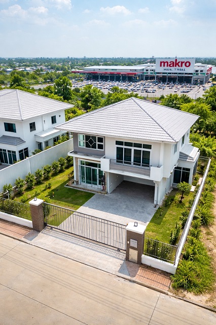 ถ.เลี่ยงเมืองนครราชสีมา แม็คโคร หัวทะเล1.36 กม.  บ้านเดี่ยว คฤหาสน์ หรู 4นอน  3น้ำ ใกล้รร.สารสาสน์ 800 ม. 62 ตร.ว.248 ตร.ม. 2ชั้น 29,999 B-M.ขาย 5.89 ลบ.โครงการคุณภาพ ทำเลติดถนนใหญ่ เดินทางสะดวก ใกล้แหล่งช้อปปิ้ง ตลาดโอเอ็ม ไนท์ 600 ม.โรงพยาบาล และสิ่งอำนวยความสะดวกครบครัน เหมาะอยู่อาศัยระดับพรีเมียม ถ.ราชสีมา-โชคชัยNakhon Ratchasima Bypass Road Makro HuaThale 1.36km. Luxury detached Luxury Mansion house in excellent condition quiet location 4 bed 3 bath near Sarasas School 800 m. 62 sq.wa. 248 sq.m.  29,999 