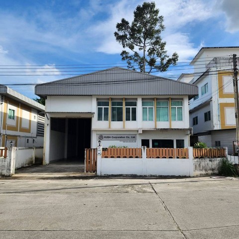 TEL:088-559 5199 คุณเอLine:https://line.me/ti/p/C0eGe0whLXขายโกดัง + ออฟฟิศ มาบตาพุด ระยอง | ทำโรงงานขนาดเล็กได้โรงงานขนาดเล็ก / โกดังพร้อมออฟฟิศ 2 ชั้น มาบตาพุด ระยองทำเลดี โครงการมาบตาพุดเซ็นเตอร์ ระยองเหมาะสำหรับทำ โรงงานขนาดเล็ก / โกดังเก็บสินค้า / สำนักงานสาขา / จุดกระจายสินค้าราคาขาย 8.5 ล้านบาท (ต่อรองได้)ราคาร้อนๆ รีบปิด รีบจบรายละเอียดทรัพย์เนื้อที่ : 128.5 ตร.ว.อาคาร ออฟฟิศ 2 ชั้น + โกดังสามาร