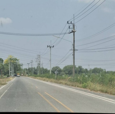 ขายที่สร้างโรงงาน , โกดัง มีหลายแปลง 4,5,6 ไร่ใกล้ถนน บางนา-ตราดใกล้ถนนเลียบมอเตอร์เวย์ สาย 7มีไฟฟ้าสามเฟส ประปาภูมิภาค พร้อมใช้ขายราคาไร่ละ  6  ล้านบาท**สนใจดูที่ดินจริง รบกวนนัดล่วงหน้าอย่างน้อย 1 วันค่ะ**ติดต่อ ภญ.เทเรซา สิทธิพล โทร.(ไลน์) 081-3305497, โทร.(ไลน์) 061-5765520 เรียนจบธุรกิจที่ดินจาก ม.ธรรมศาสตร์ รู้กฎหมายที่ดินเป็นอย่างดีรับจำนอง ขายฝากช่องทางการติดตาม…. Facebook Fanpage , TikT