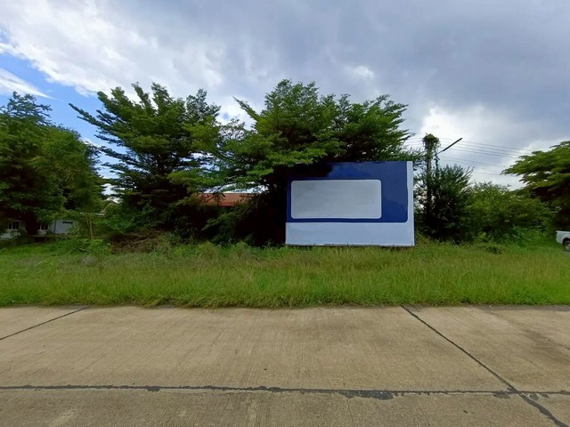    ขาย สำนักงาน โคกตูม ลพบุรี ถนน สายลพบุรี-แก่งเสื้อเต้น ราคาโปรโมชั่น  ซอย 4 ถนน สายลพบุรี-แก่งเสื้อเต้น(3017) ตำบล โคกตูม อำเภอ เมืองลพบุรี จังหวัด ลพบุรี  ราคาโปรโมชั่น  5,927,000    บาท    ลดจาก  7,907,000   บาท ราคาโปรโมชั่นตั้งแต่วันที่  2 มีนาคม - 31 พฤษภาคม 2569  รายละเอียดทรัพย์ -  เนื้อที่ 9612.00 ตร.ว.   พื้นที่ใช้สอย 4959.00 ตร.ม.  พิกัดทรัพย์ : https://maps.app.goo.gl/gQwWeXf3xnY4tWfp9  สถานที่ใกล้เคียง   -  ไร่องุ่นวันวิจิตร 