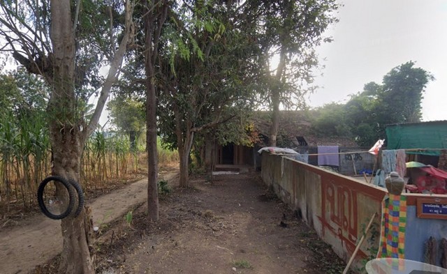 #ให้เช่าบ้านพานทองชลบุรี????ปล่อยบ้านให้เช่า เดอะเซนโทรวัน พานทอง (พร้อมอยุ่ 15 กรกฏาคม 2568 # 2 หลัง )????3 นอน 2 น้ำ  กับเฟอร์ จุกๆ????ค่าเช่า 35,000➡️สิ่งอำนวยความสะดวก:- เฟอร์ มาตรฐาน- เครื่องใช้ไฟฟ้า ทีวี 1 เครื่อง , ไมโครเวฟ , ตู้เย็น , เครื่องซักผ้า- เคาเตอร์ครัว , ซิงค์ , ไมโครเวฟ- ผ้าม่าน- แอร์ 3 เครื่อง ( ห้องนอนใหญ่ , ห้องนอน 2 , ห้องนอน 3 )- เครื่องทำน้ำอุ่น 2 เครื่อง____________________________สนใจติดต่อ