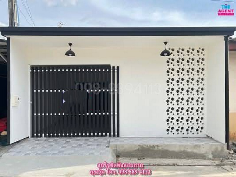 ขายบ้านมือสอง ทาวน์เฮ้าส์ หมู่บ้านพฤกษา 1 คลอง8 รังสิต-นครนายก ** รายละเอียด **ทาวน์เฮ้าส์ สูง 1 ชั้น เนื้อที่ 18 ตารางวาพื้นที่ใช้สอย 96 ตารางเมตร2 ห้องนอน 1 ห้องน้ำ ห้องรับแขก ห้องครัว เทอเรซกว้างจอดรถ 1 คันบ้านรีโนเวทใหม่ทั้งหลัง ต่อเติมครัวติดระบบระบายอากาศ และช่องแสงไฟธรรมชาติ ให้ความสว่างกับห้องครัวพร้อมปั๊มน้ำ แทงค์น้ำหลังคาบ้านโปร่ง โล่ง ลมพัดเย็นสบาย บ้